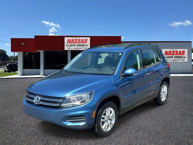 2017 VOLKSWAGEN Tiguan