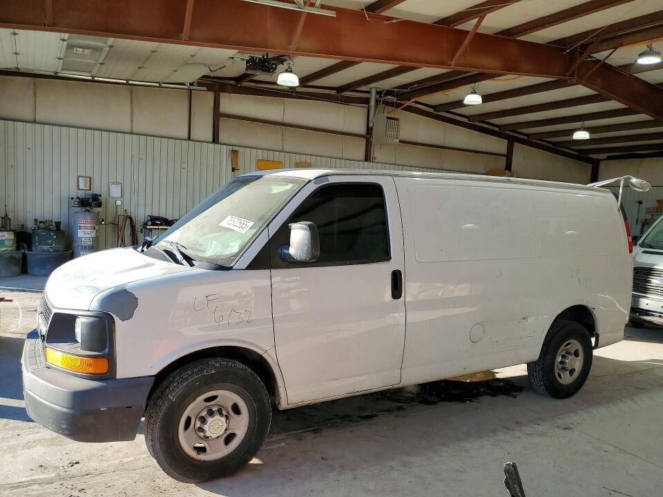 2011 CHEVROLET Express