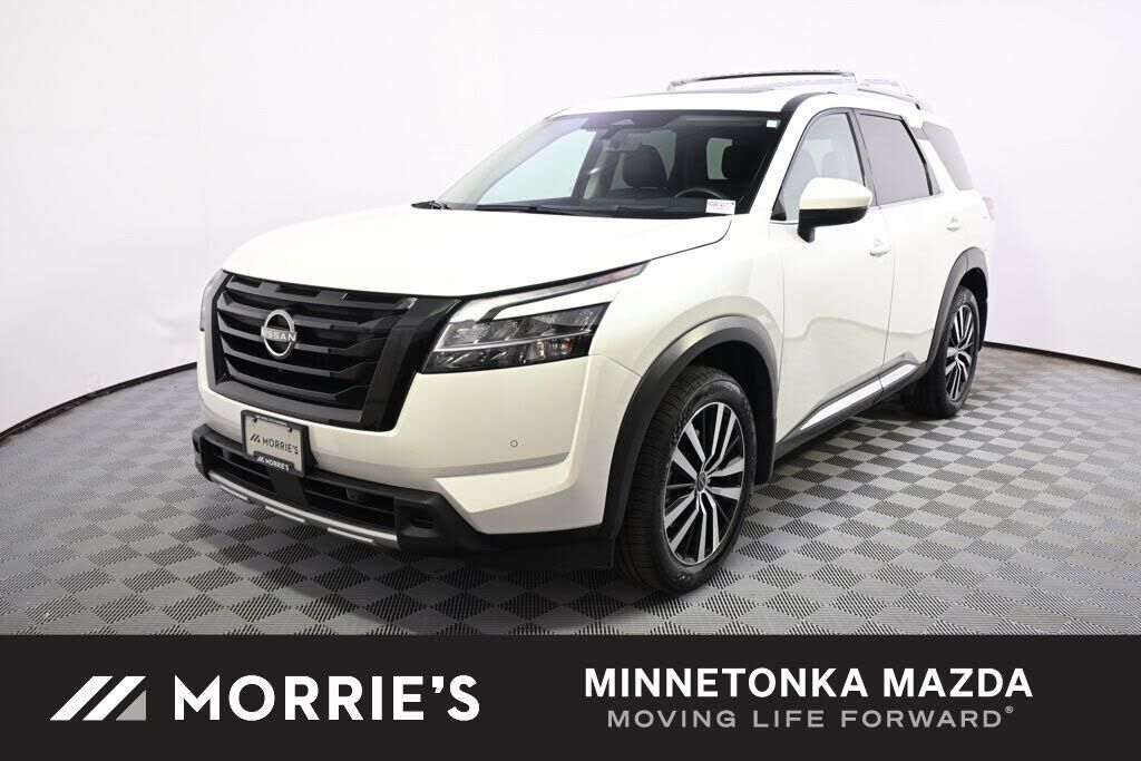 2023 NISSAN Pathfinder