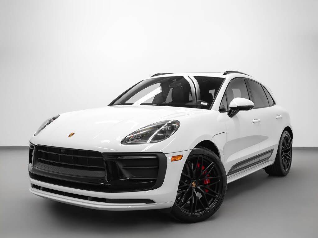 2022 PORSCHE Macan