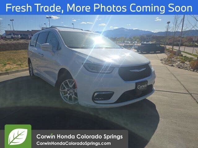 2022 CHRYSLER Pacifica