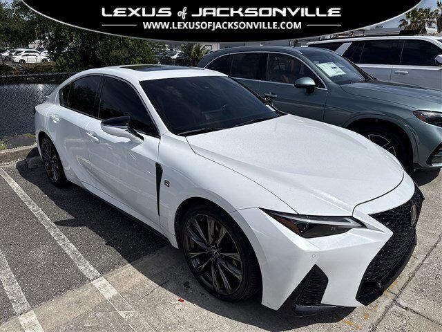2022 LEXUS IS