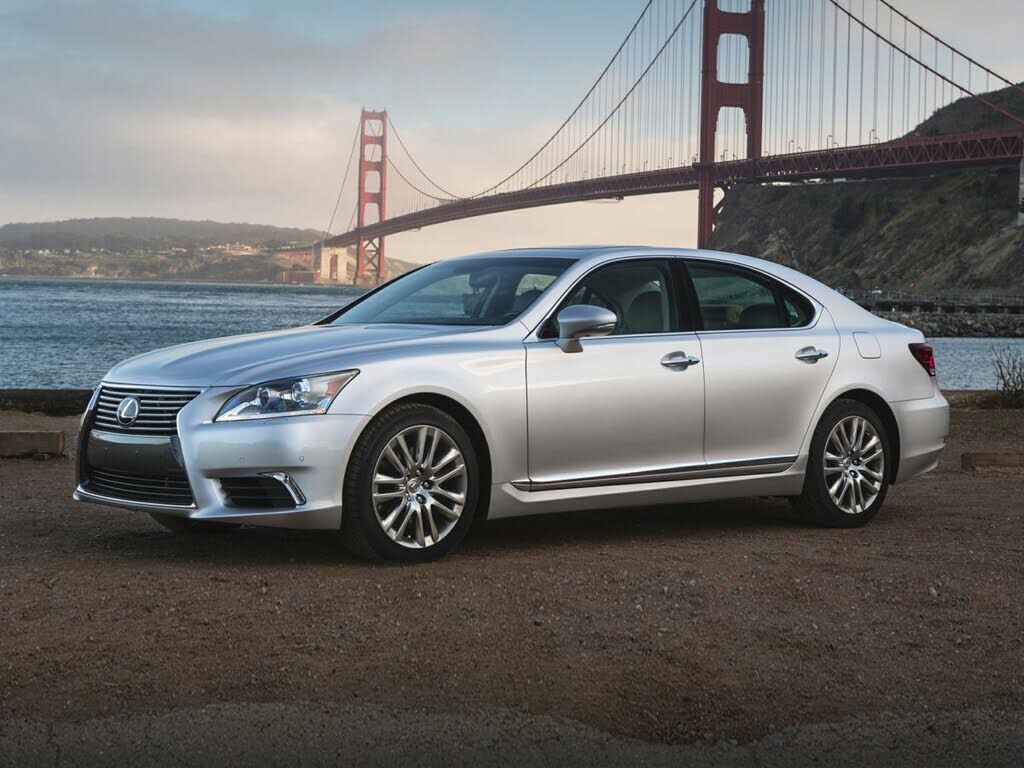 2013 LEXUS LS