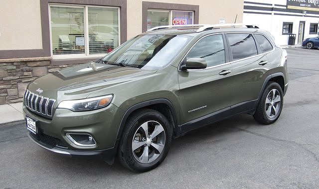 2019 JEEP Cherokee
