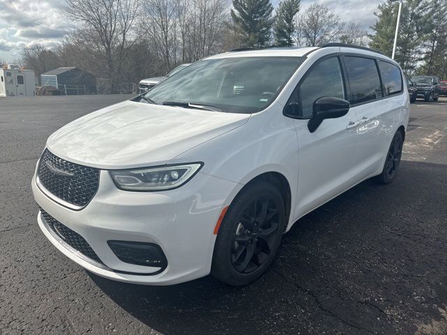 2025 CHRYSLER Pacifica