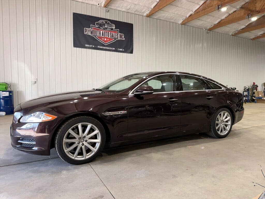 2011 JAGUAR XJ