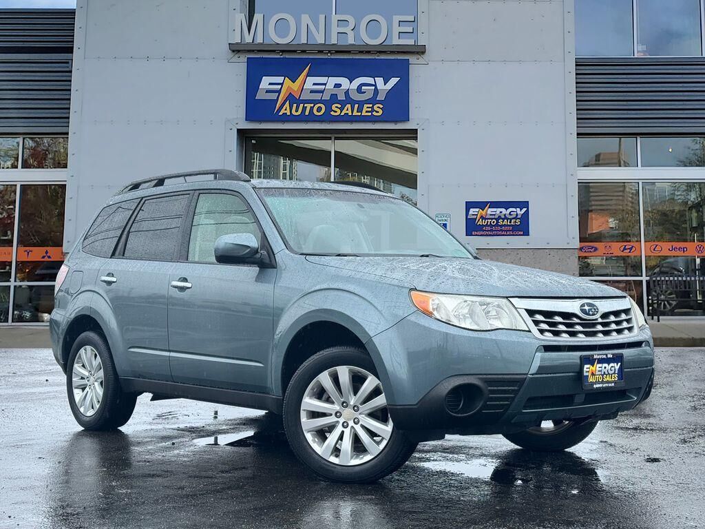2012 SUBARU Forester