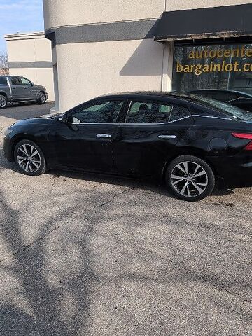 2017 NISSAN Maxima