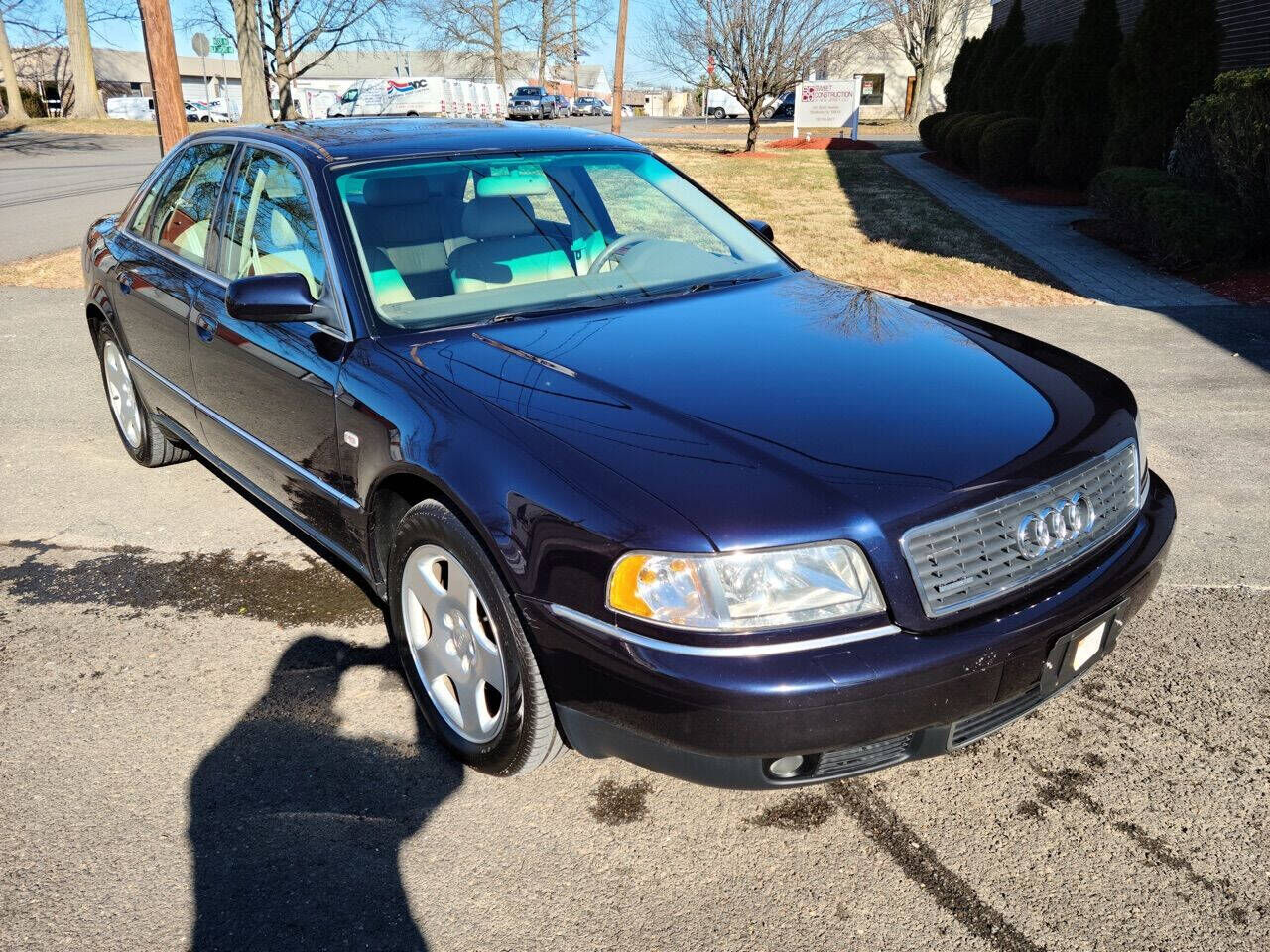 2000 AUDI A8