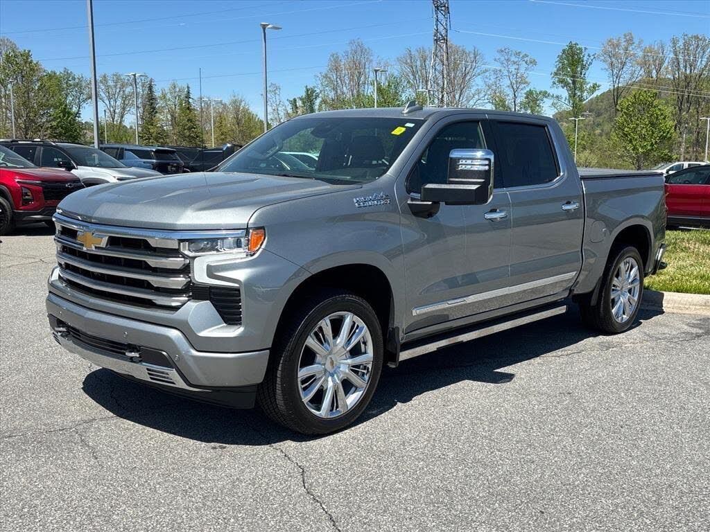 2024 CHEVROLET Silverado