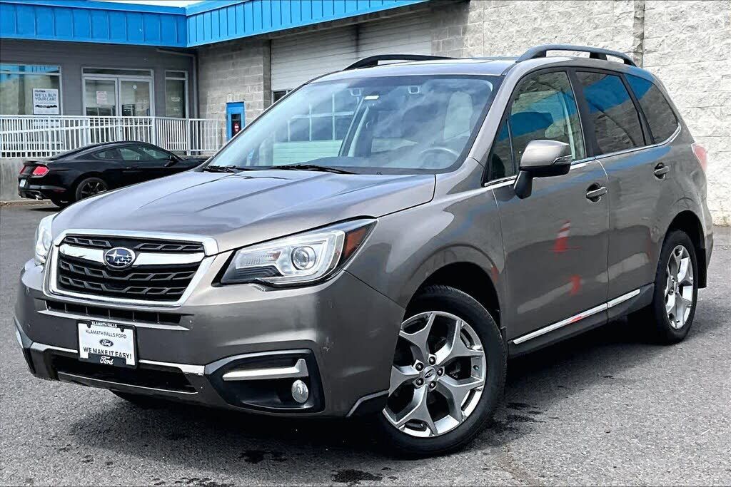 2018 SUBARU Forester