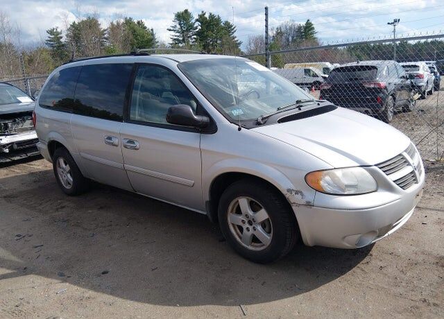 2005 DODGE Caravan
