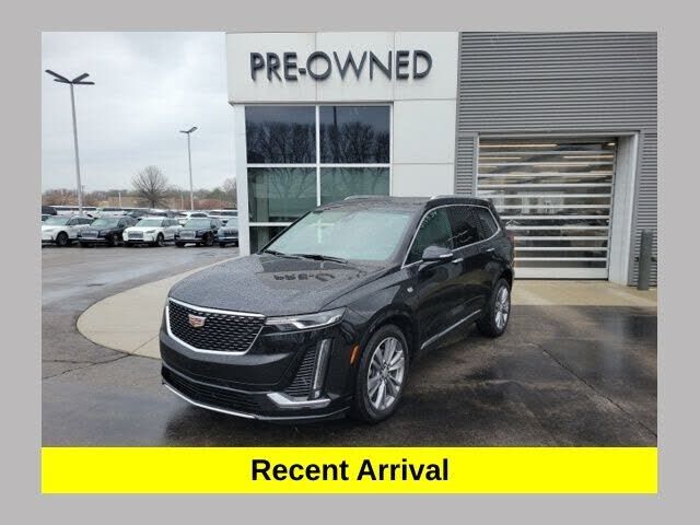 2025 CADILLAC XT6