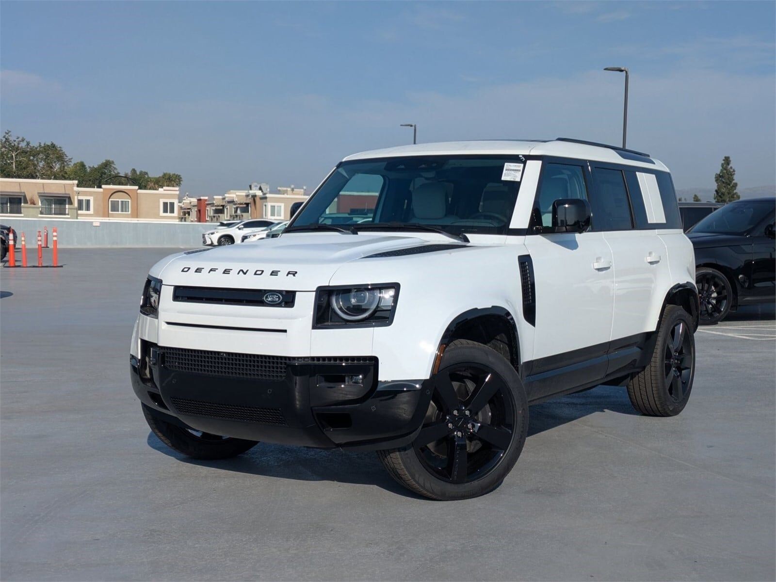 2026 LAND ROVER Defender