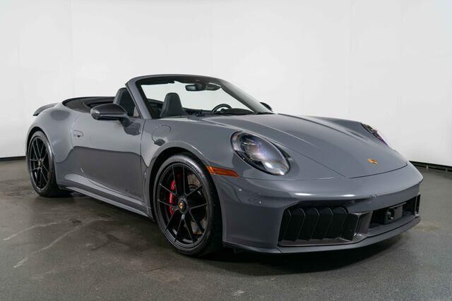 2025 PORSCHE 911
