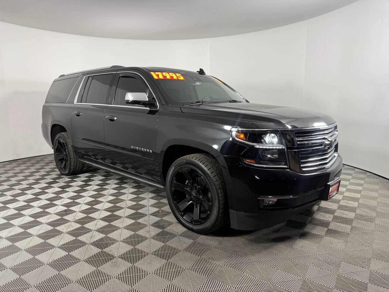 2017 CHEVROLET Suburban