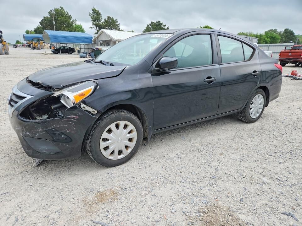 2018 NISSAN Versa