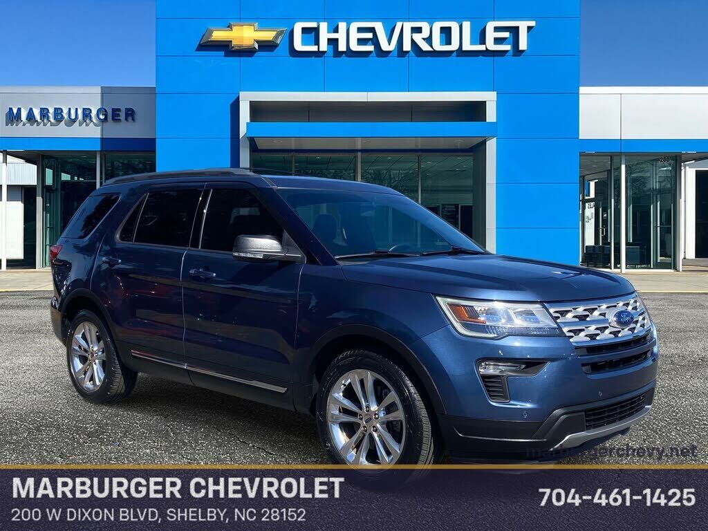 2018 FORD Explorer