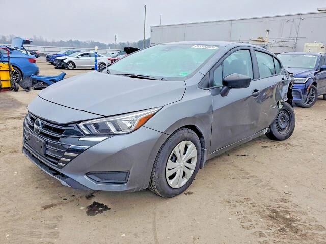 2023 NISSAN Versa