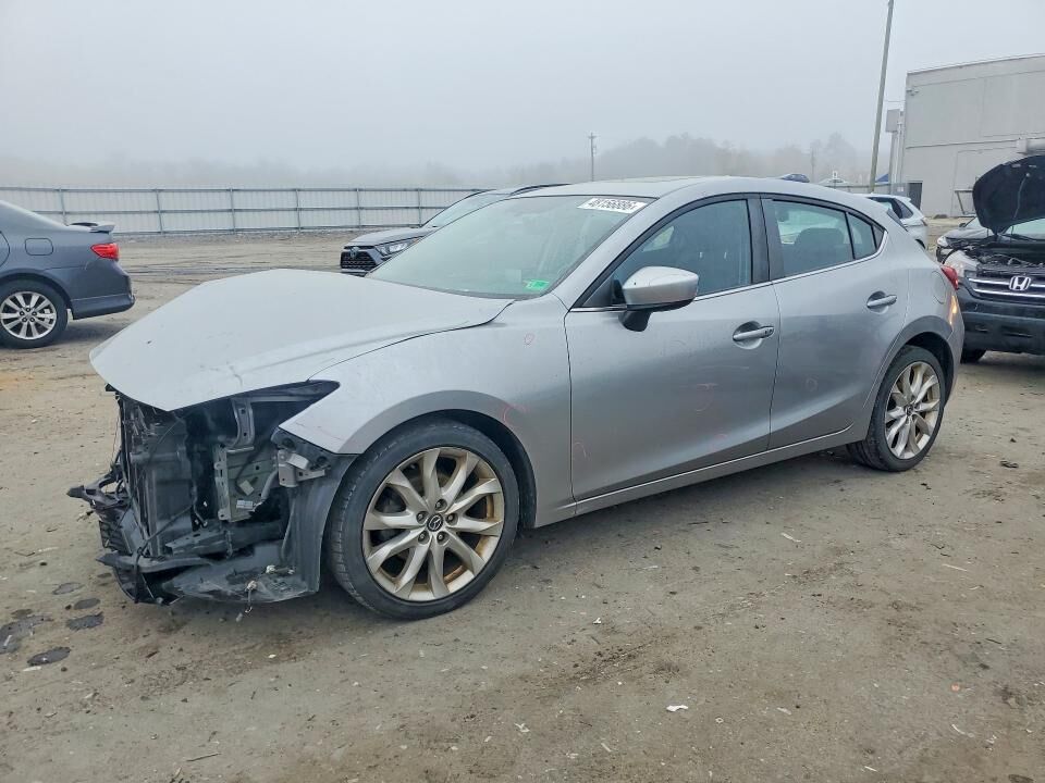 2015 MAZDA Mazda3