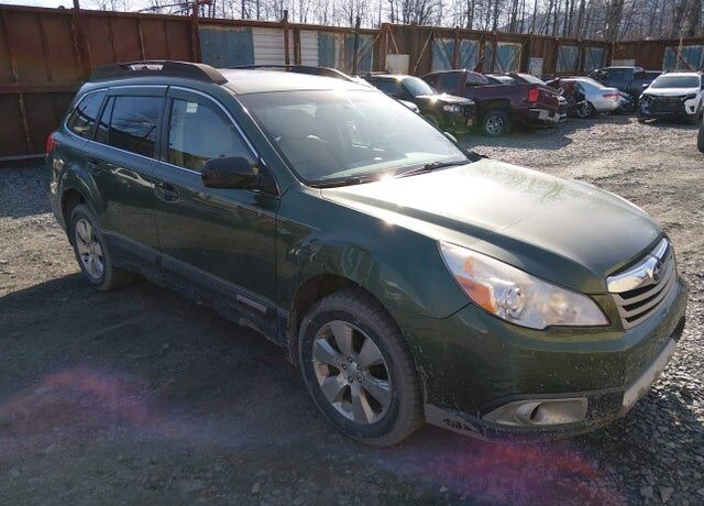 2011 SUBARU Outback