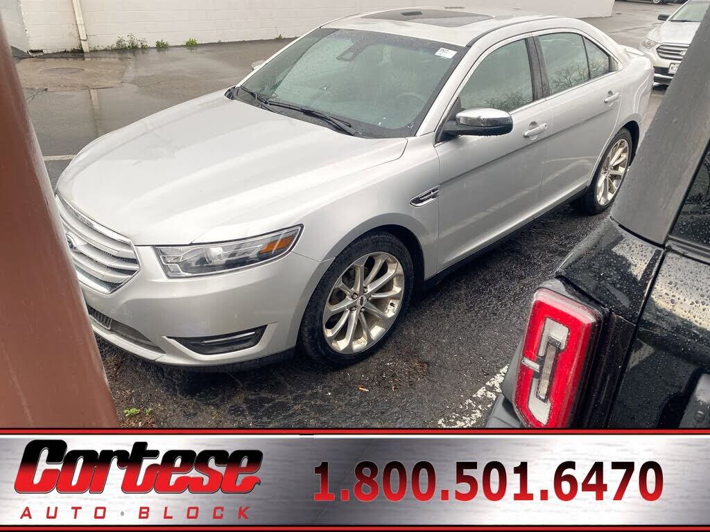 2018 FORD Taurus