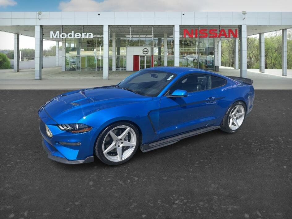 2019 FORD Mustang