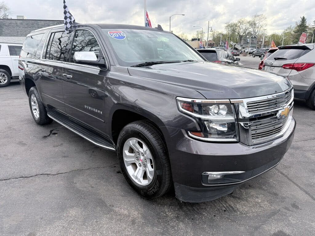 2016 CHEVROLET Suburban