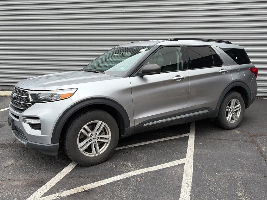 2021 FORD Explorer
