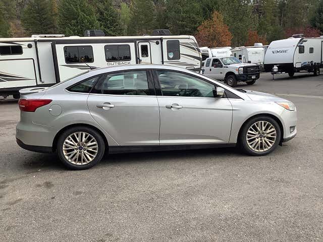 2017 FORD Focus