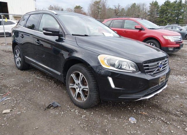 2015 VOLVO XC60