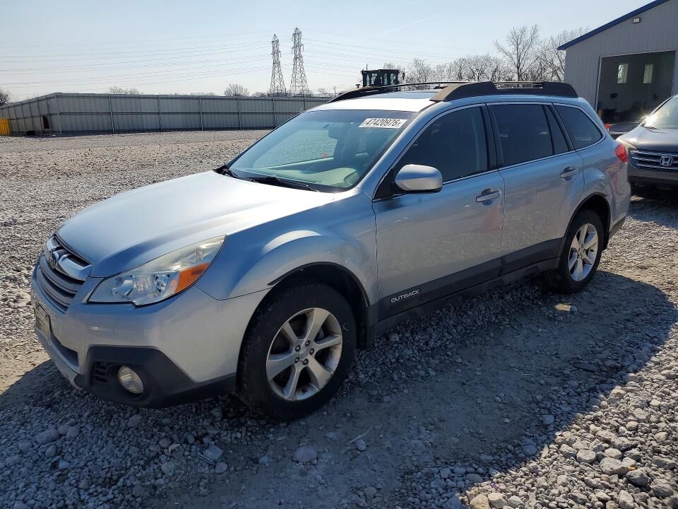 2014 SUBARU Outback