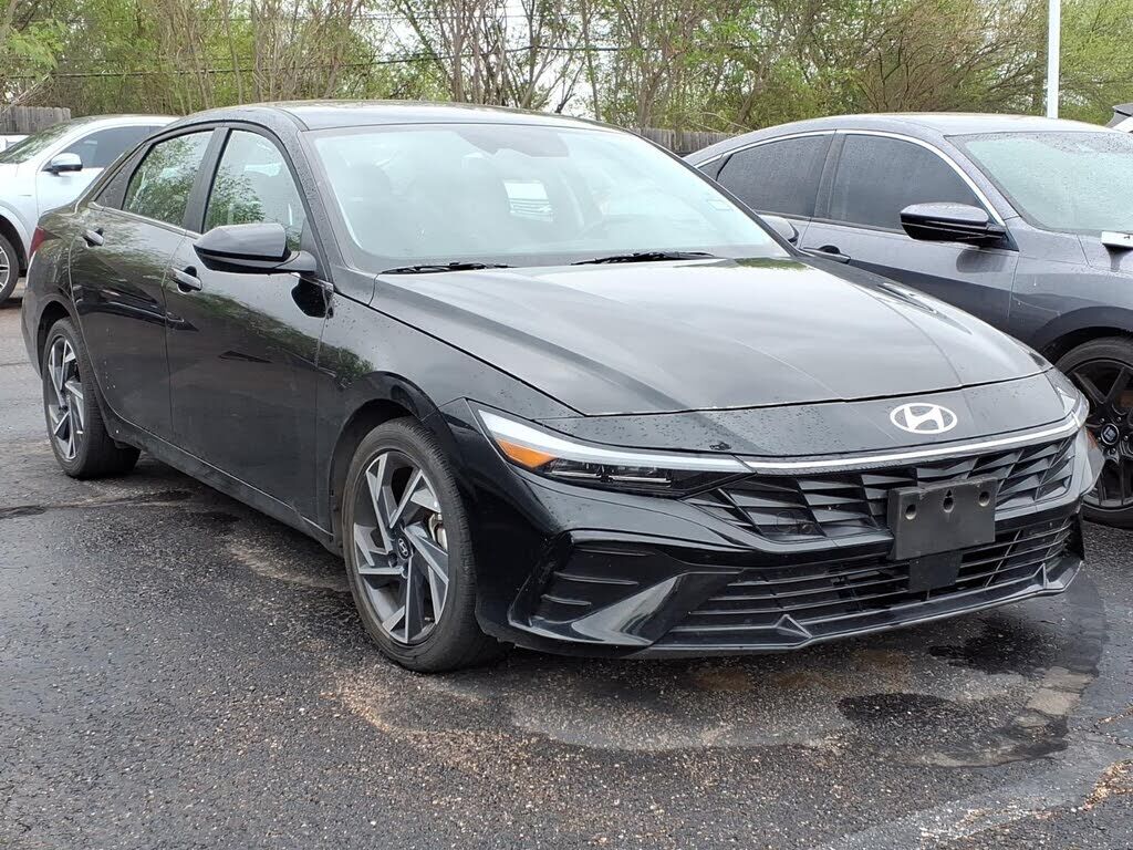 2025 HYUNDAI Elantra