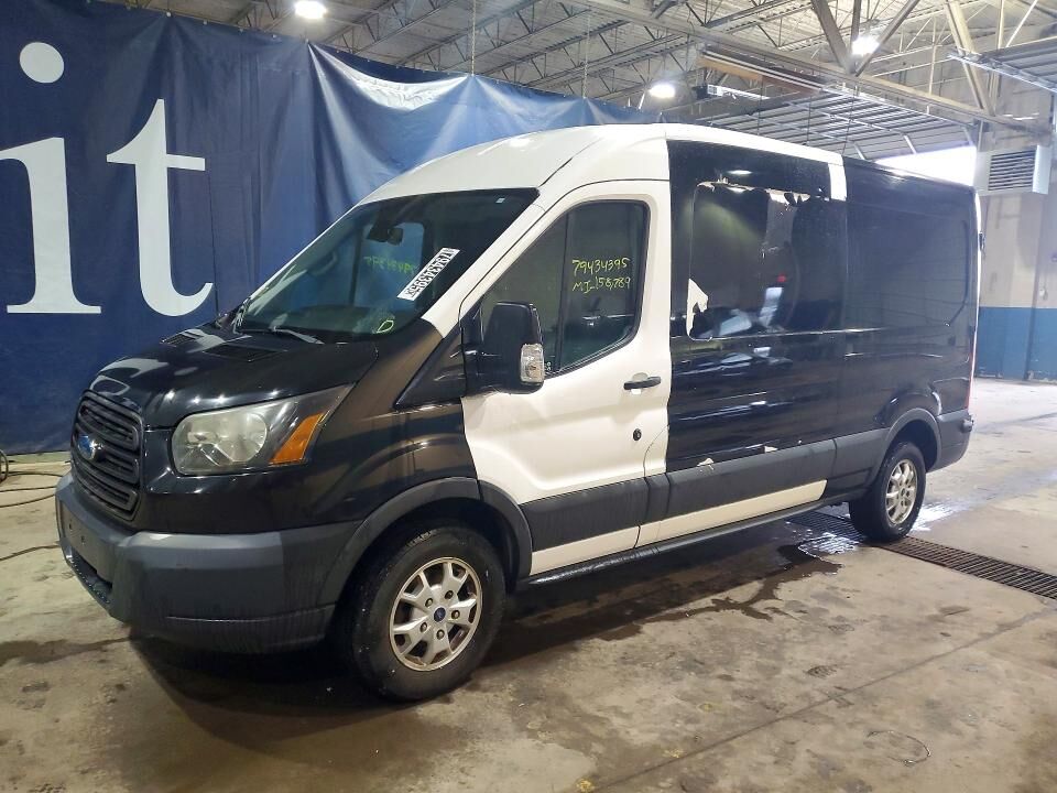 2015 FORD Transit