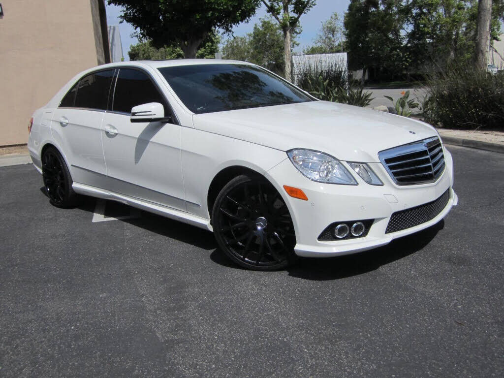 2010 MERCEDES-BENZ E-Class