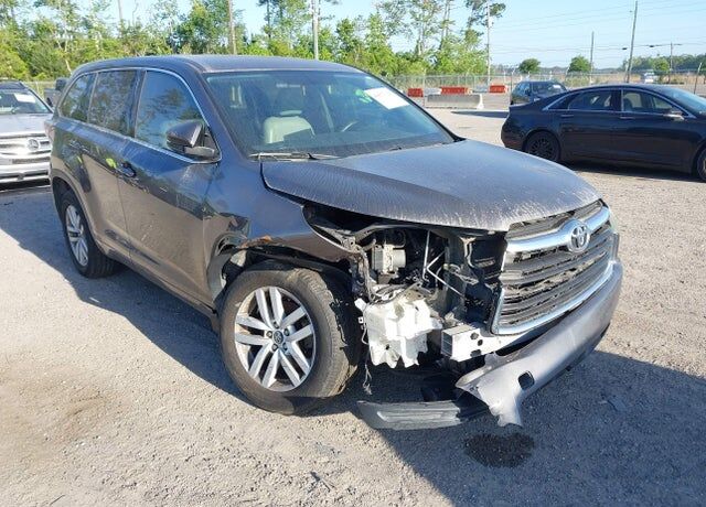 2016 TOYOTA Highlander