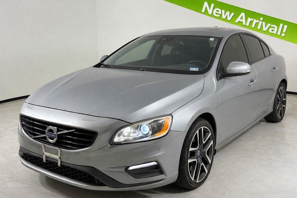 2018 VOLVO S60