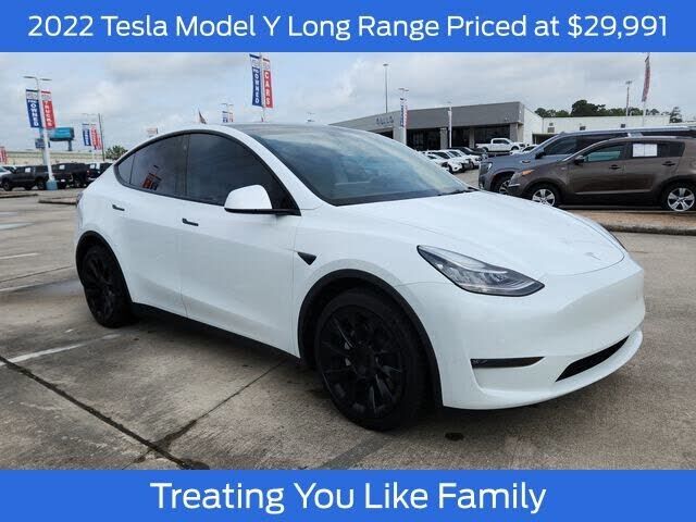 2022 TESLA Model Y