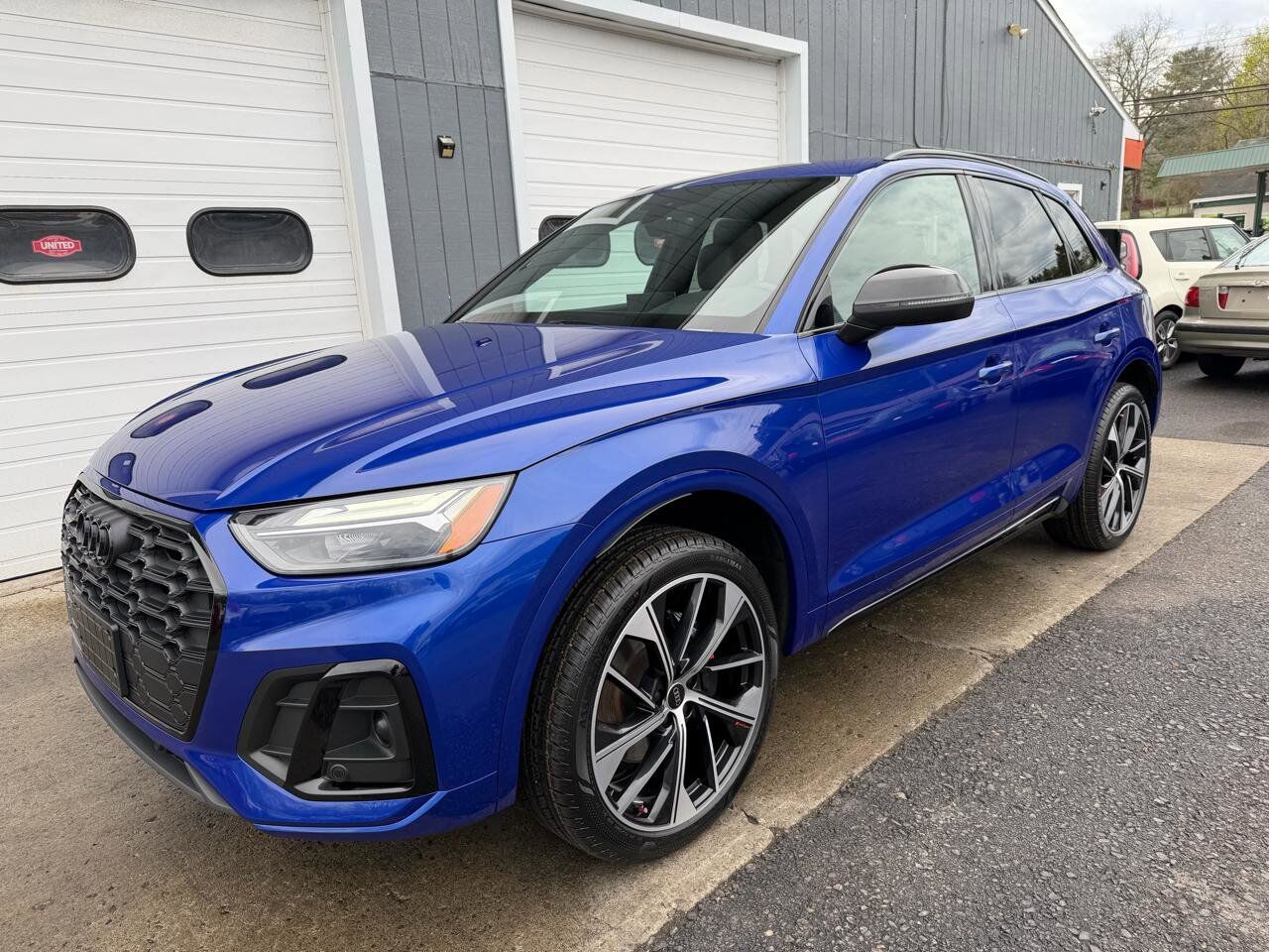 2022 AUDI SQ5