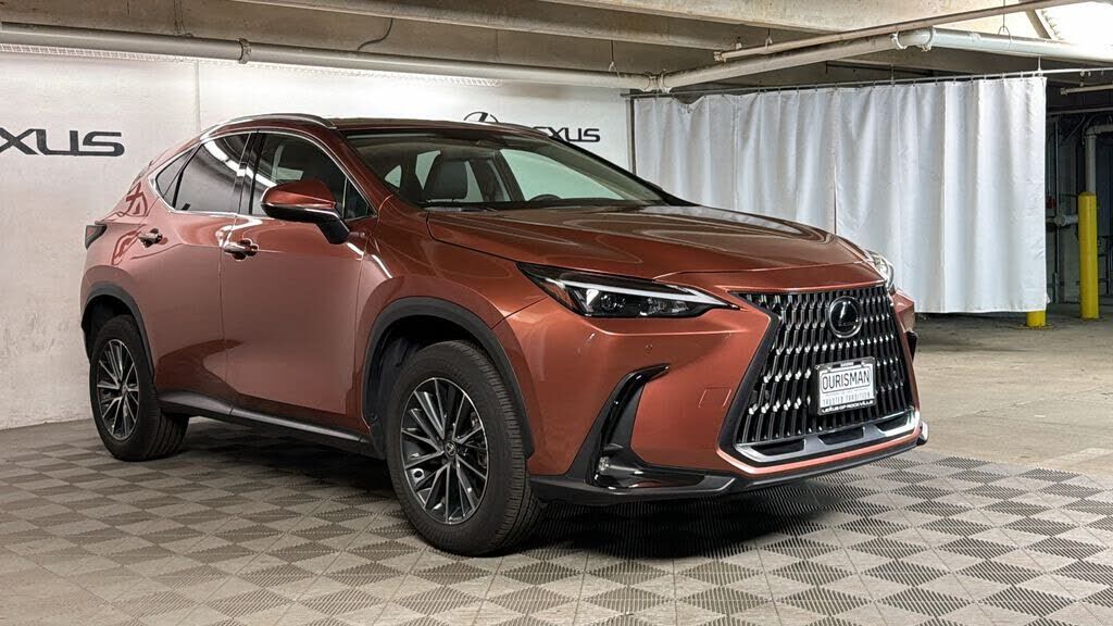 2025 LEXUS NX