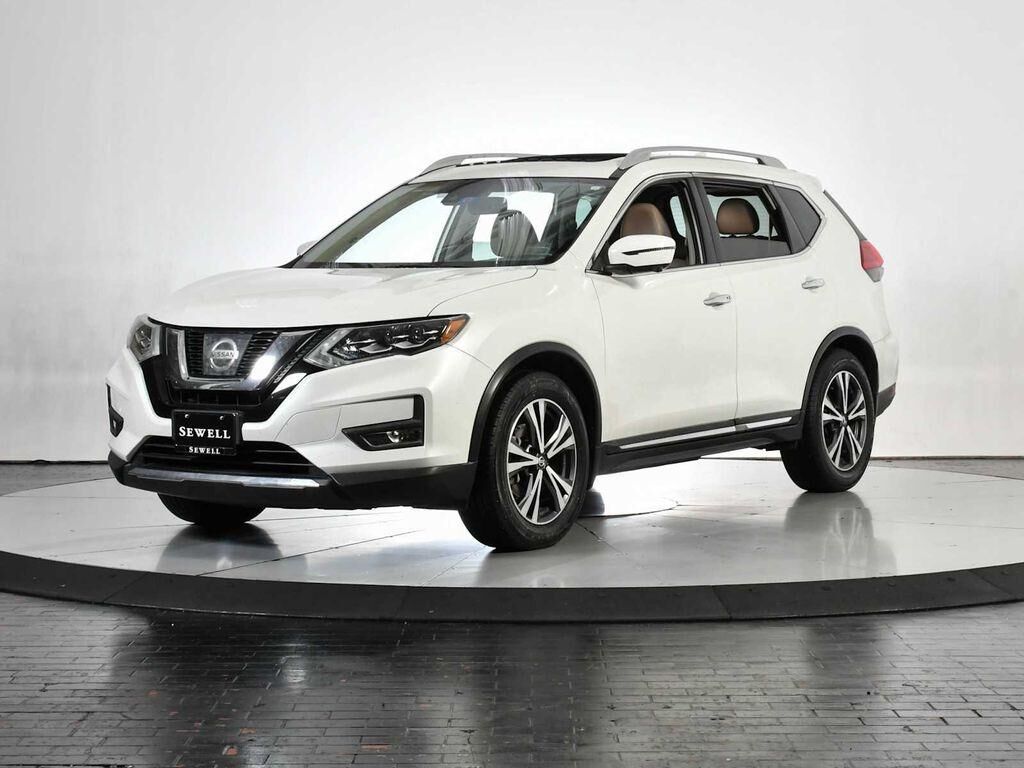 2017 NISSAN Rogue