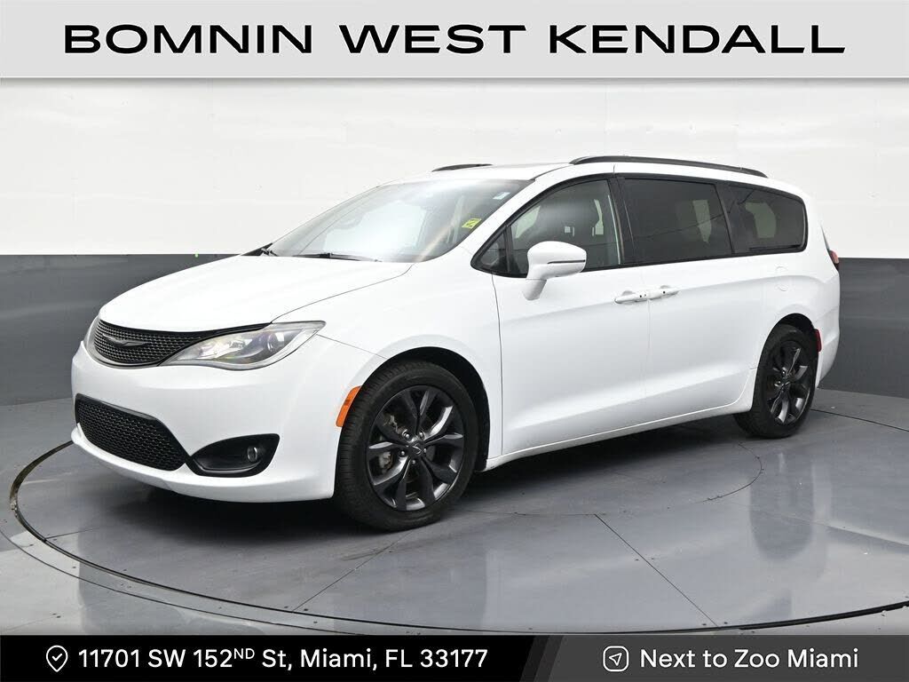 2020 CHRYSLER Pacifica