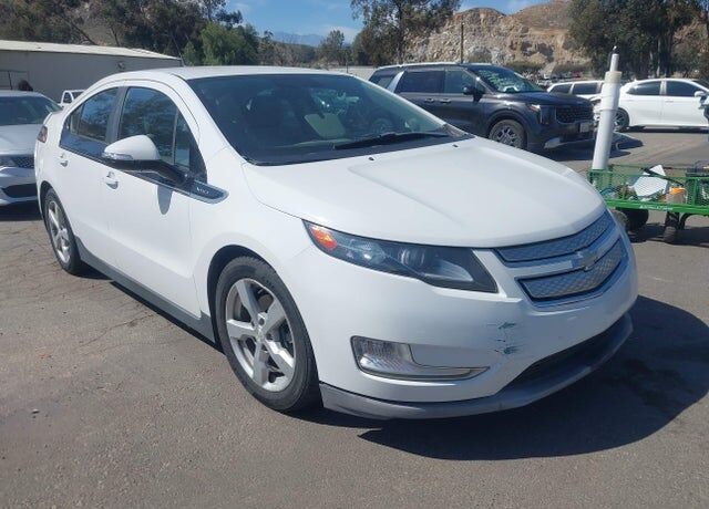 2013 CHEVROLET Volt