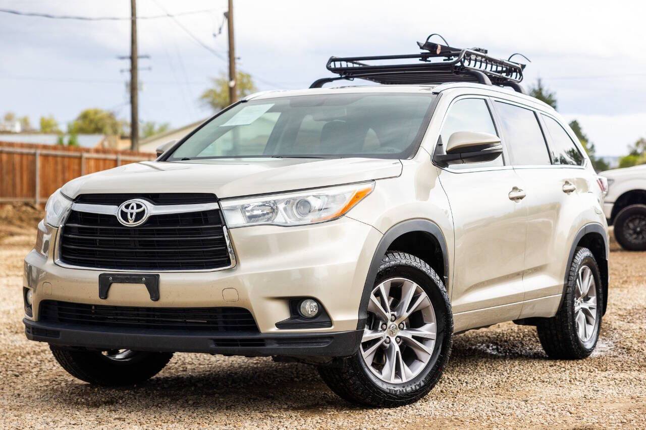 2015 TOYOTA Highlander