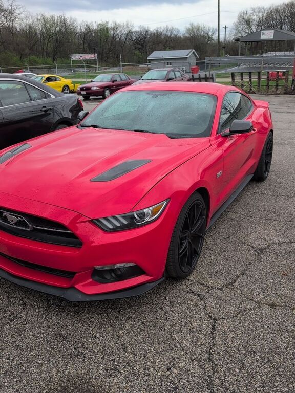 2015 FORD Mustang