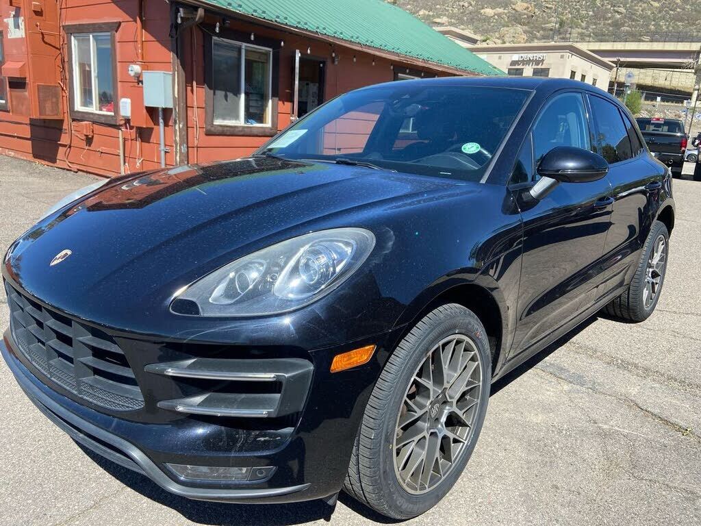 2015 PORSCHE Macan