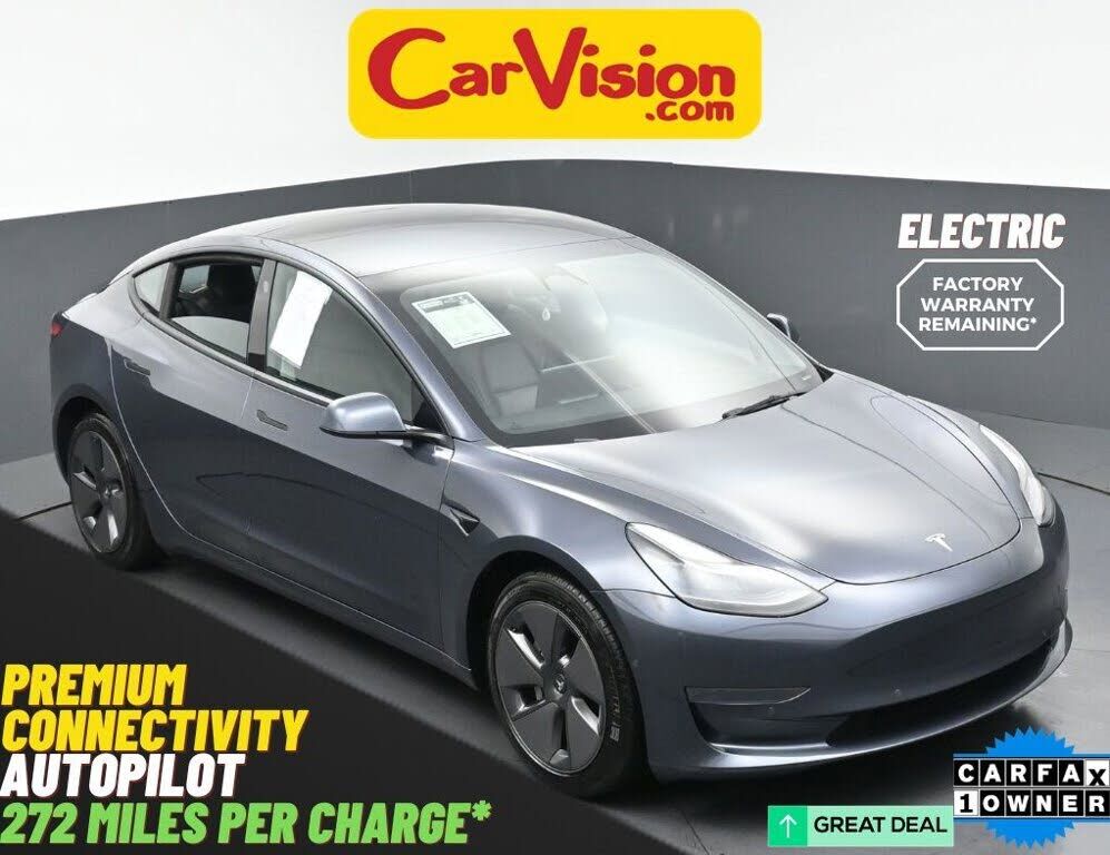2022 TESLA Model 3