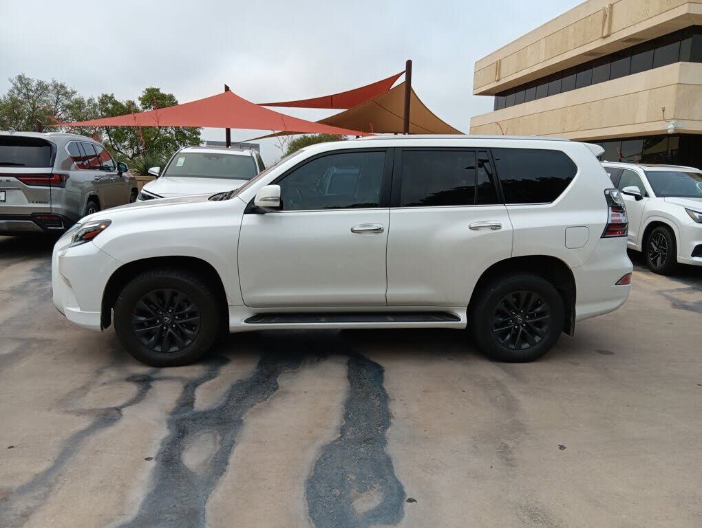 2022 LEXUS GX