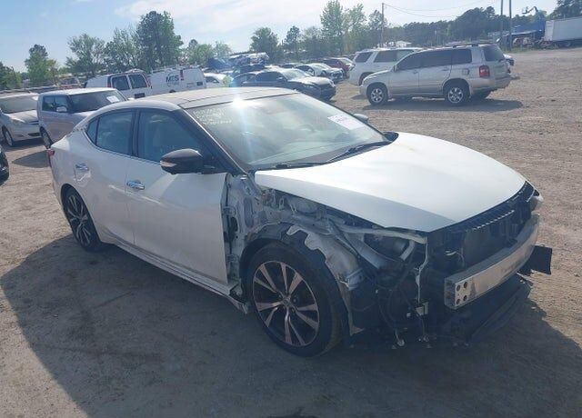 2016 NISSAN Maxima