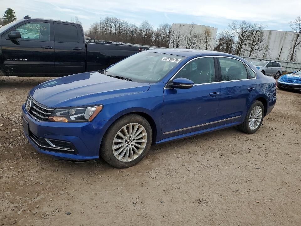 2017 VOLKSWAGEN Passat